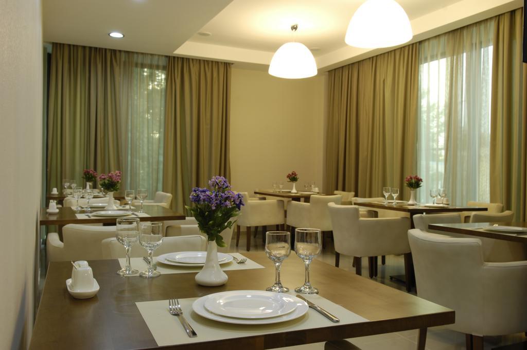 Dolabauri Hotel Tbilisi Exterior foto